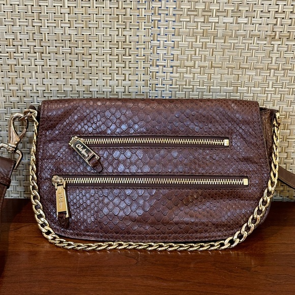 🌟HP🌟VTG 1990s Cole Haan Brown Reptile Embossed Leather Convertible Messenger - Picture 5 of 16